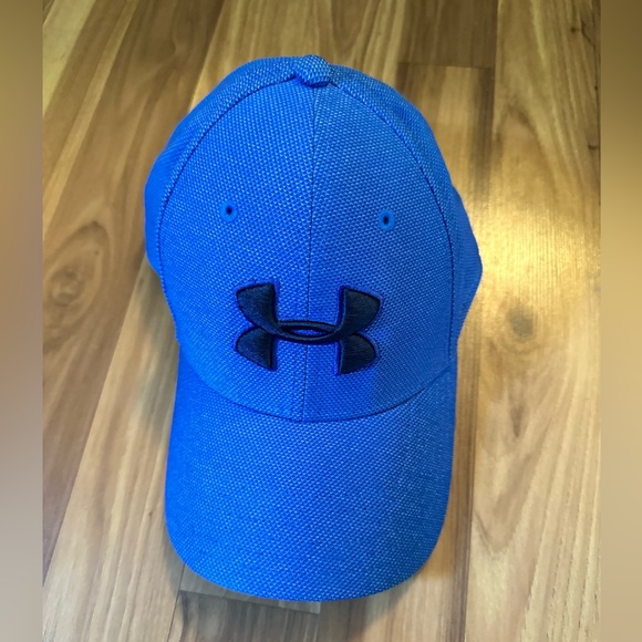 Boys UA Hat - Picture 2 of 4